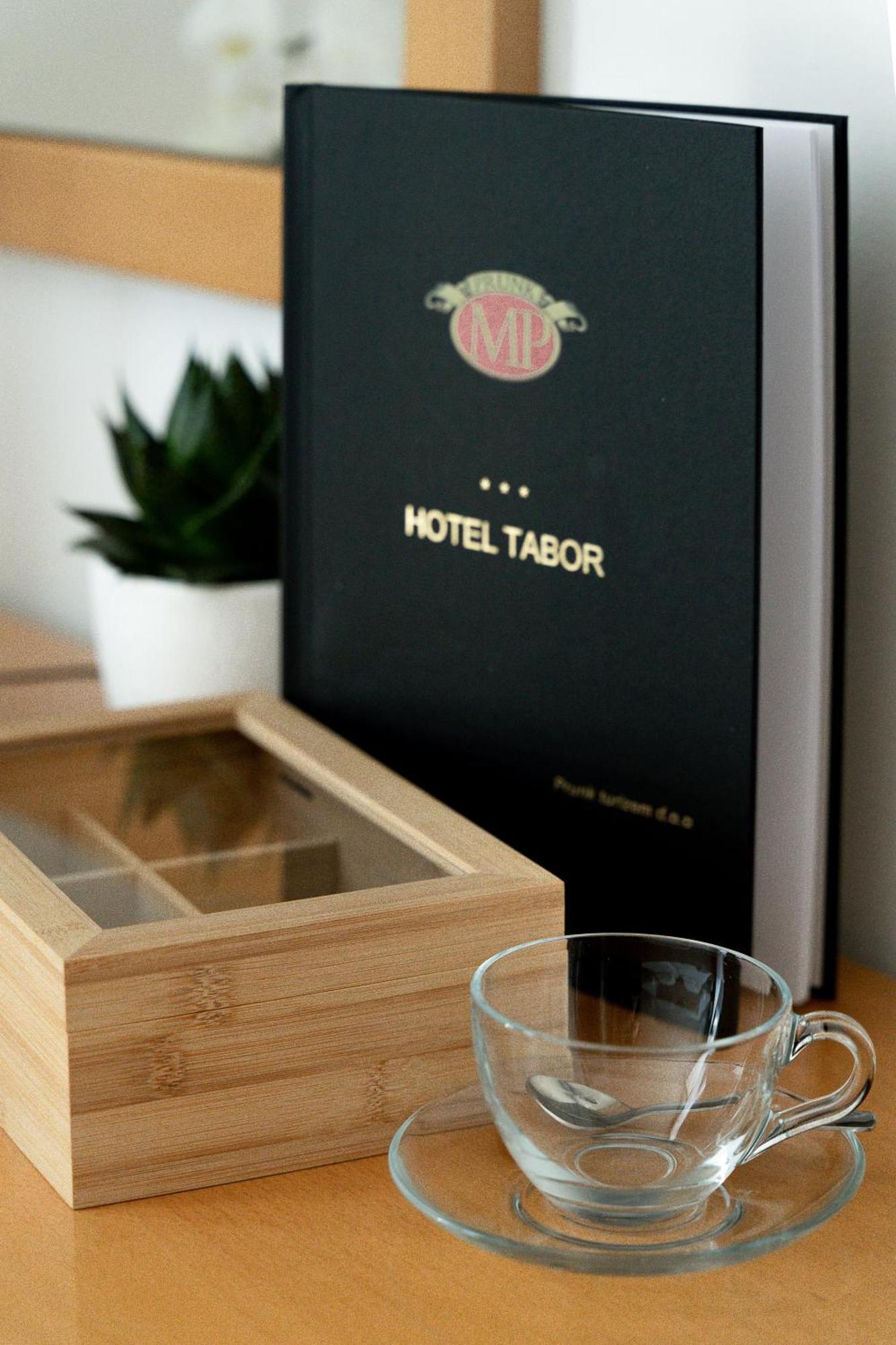 Hotel Tabor Sezana Luaran gambar